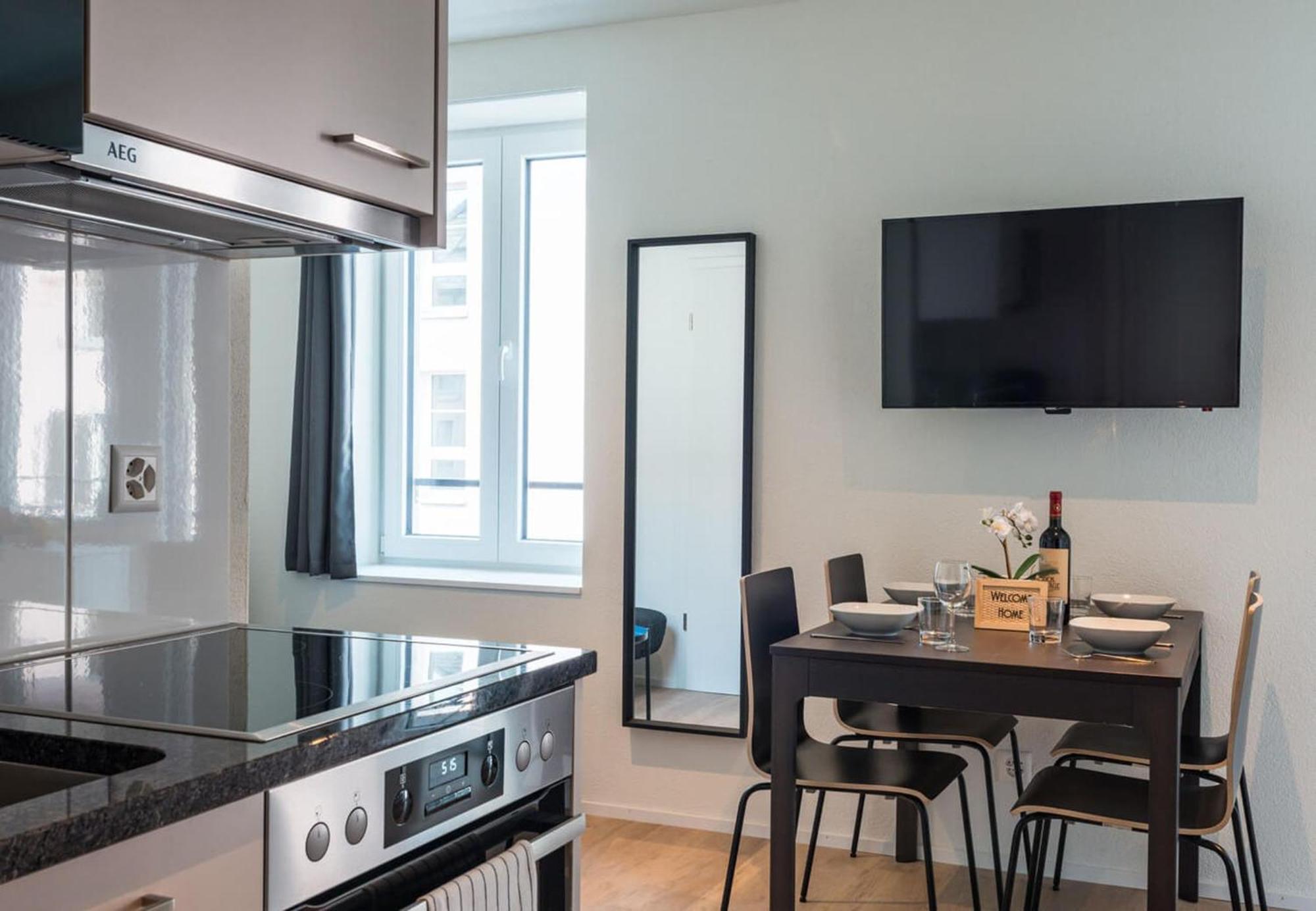 Hitrental Central Station Apartment Цюрих Екстериор снимка